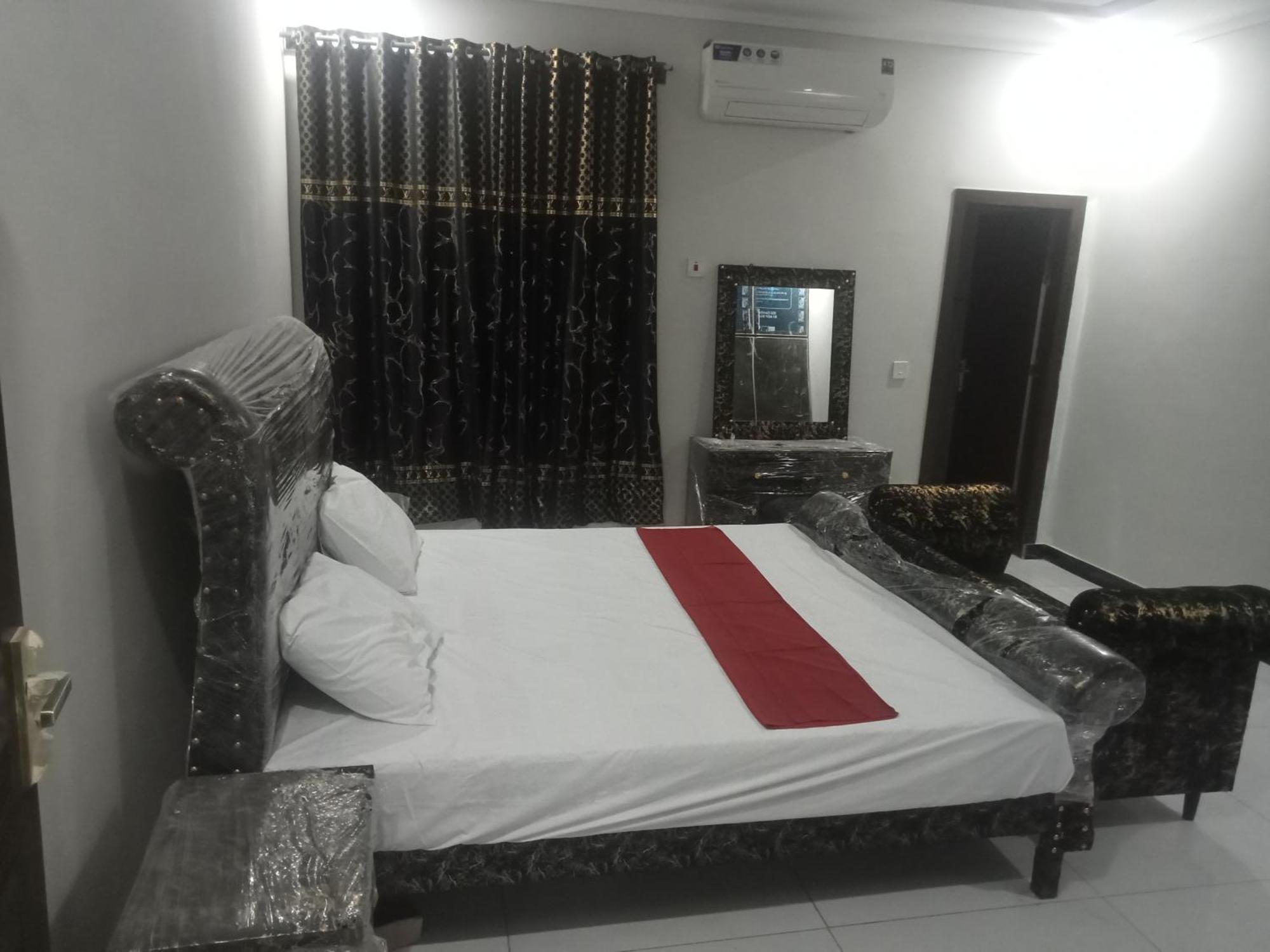 Ryazm Guest House Rawalpindi Bagian luar foto
